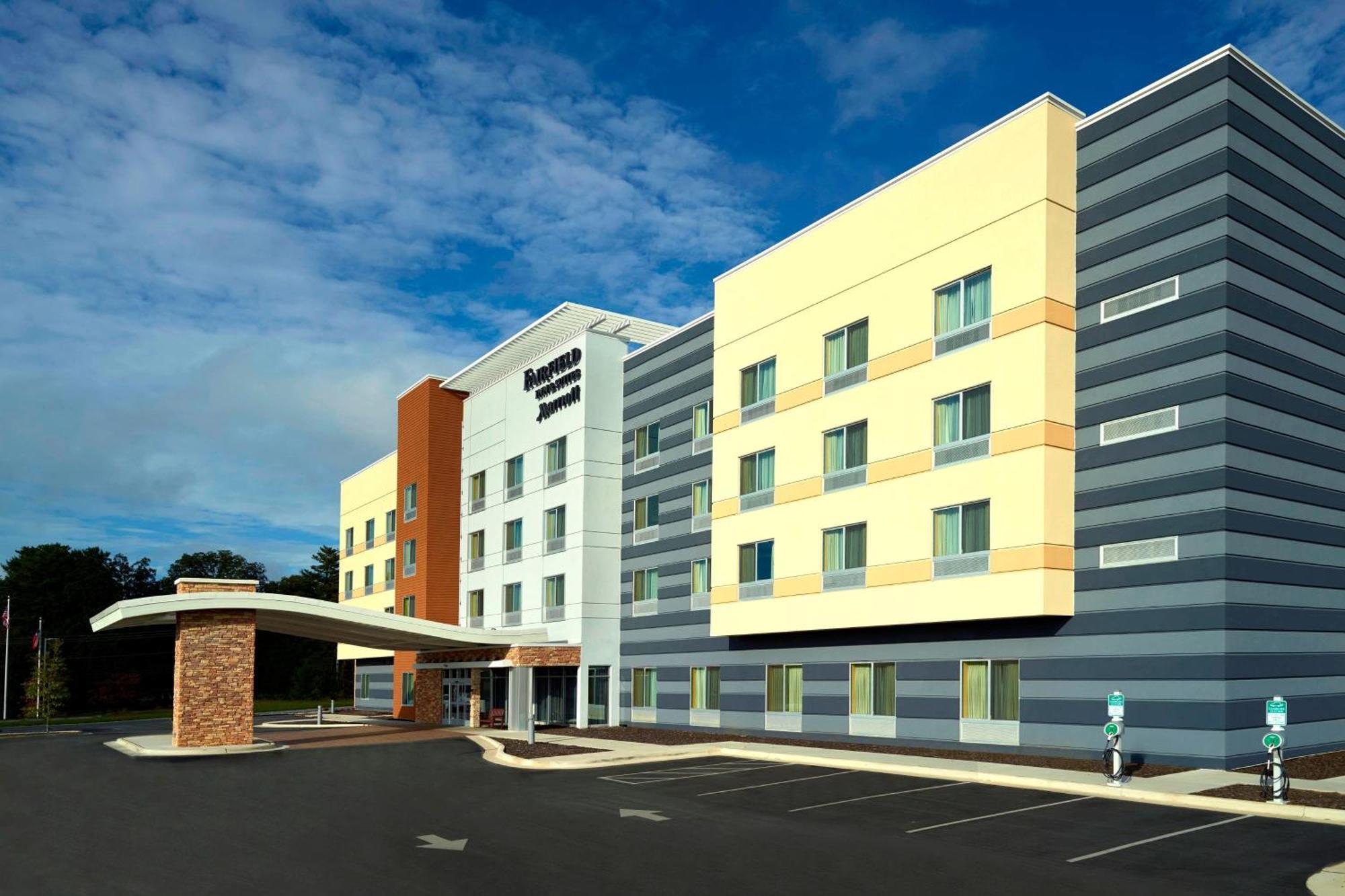 Fairfield Inn & Suites By Marriott Hendersonville Flat Rock Esterno foto