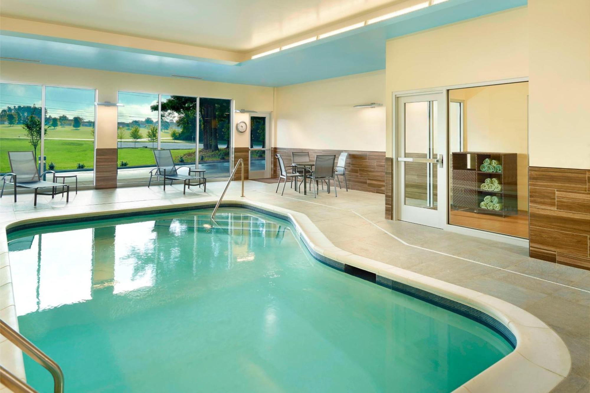 Fairfield Inn & Suites By Marriott Hendersonville Flat Rock Esterno foto